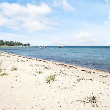 5 Person In * Haderslev